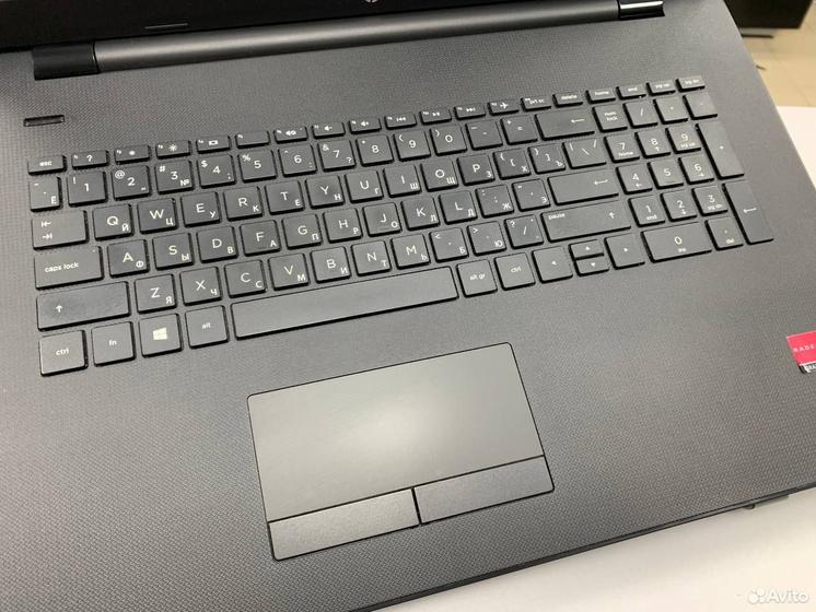 Ноутбук HP 17-ak011ur AMD A6 2.9Ghz/Radeon 2Gb/SSD