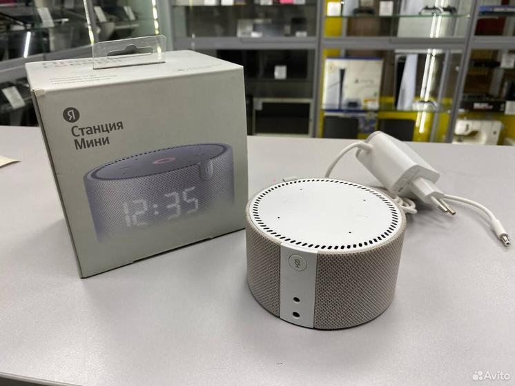 Яндекс станция мини yndx-00020 C часами