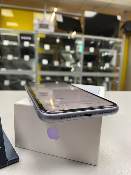 iPhone 11, 256 ГБ, SIM + eSIM