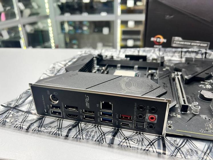 Материнская плата MSI B550 Gaming Plus+ R7 5700X