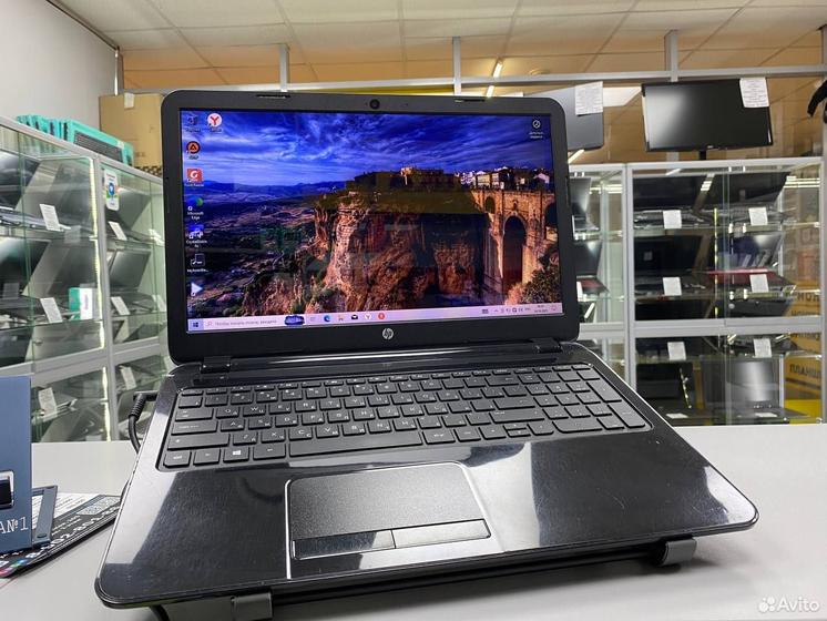 Ноутбук HP 15-r050sr