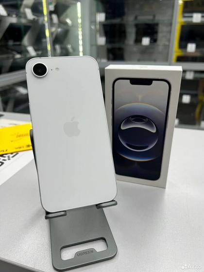 iPhone 16e, 128 ГБ, SIM + eSIM