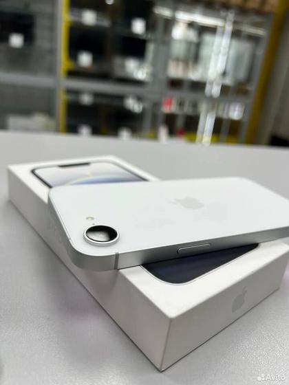 iPhone 16e, 128 ГБ, SIM + eSIM
