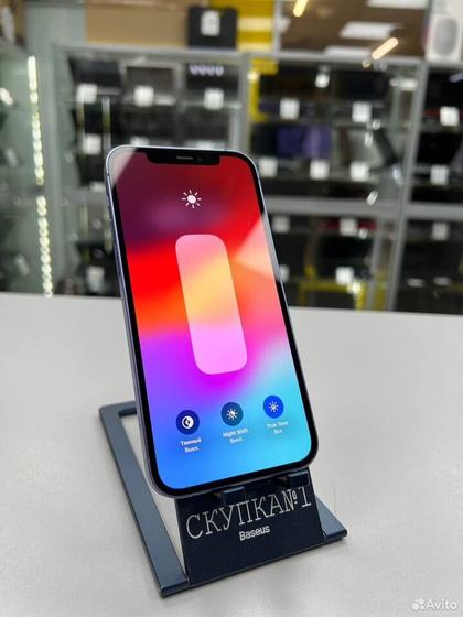 iPhone 12, 64 ГБ