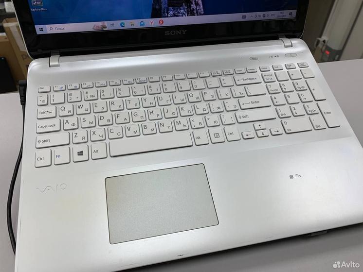 Ноутбук Sony Intel Pentium 1.8Ghz/ nvidia/ SSD
