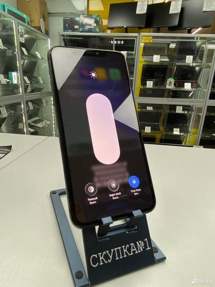 iPhone 11 Pro Max, 64 ГБ, SIM + eSIM