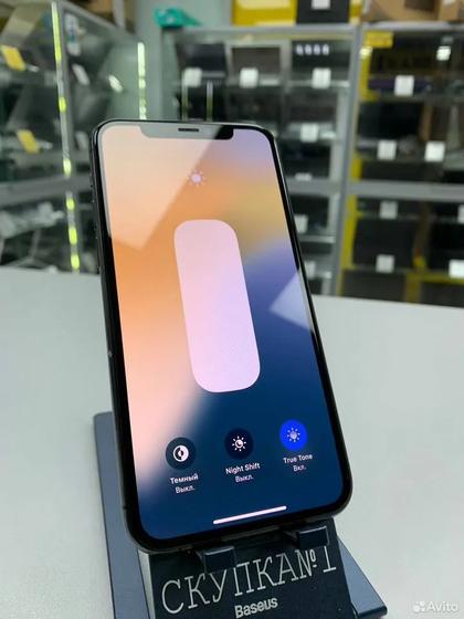 iPhone 11 Pro, 64 ГБ