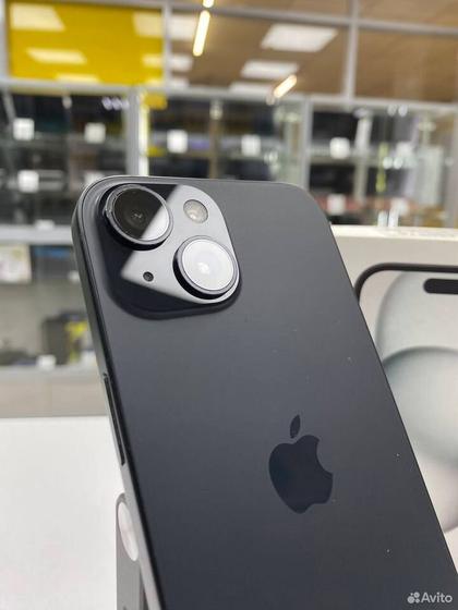 iPhone 15, 128 ГБ, SIM + eSIM