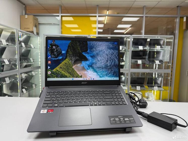 Ноутбук Acer Athlon 3050U 3.2Ghz/ Radeon 2Gb/ SSD