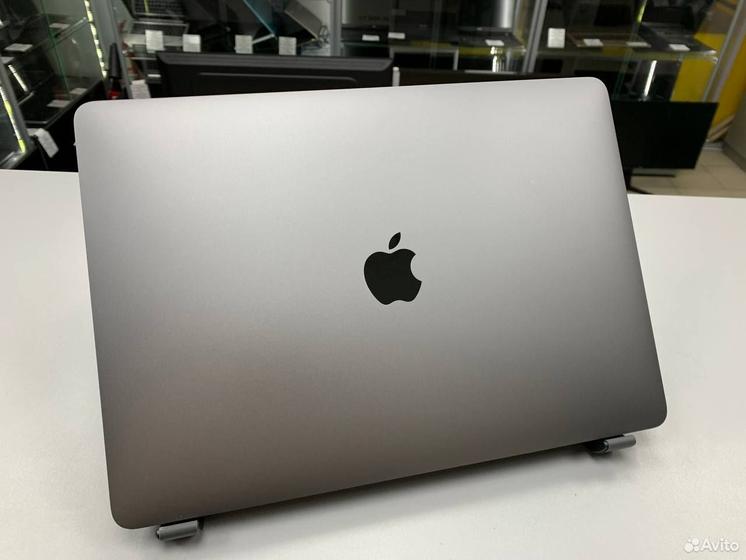 Apple MacBook Pro 13 A2338 2022г M2/ Touch Bar