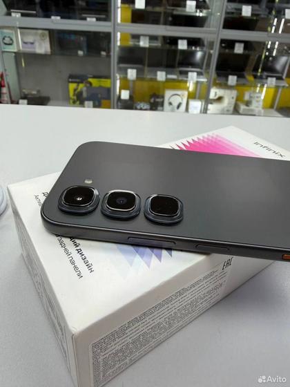 Infinix Hot 70 Pro, 8/128 ГБ, 2 SIM