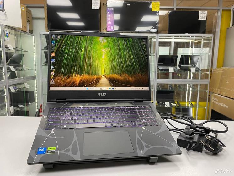 Ноутбук MSI Cyborg 15 Core 5 210H 4.8Ghz/ RTX 5050