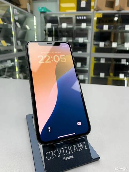 iPhone 11 Pro, 64 ГБ