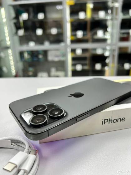 iPhone 15 Pro Max, 256 ГБ, SIM + eSIM
