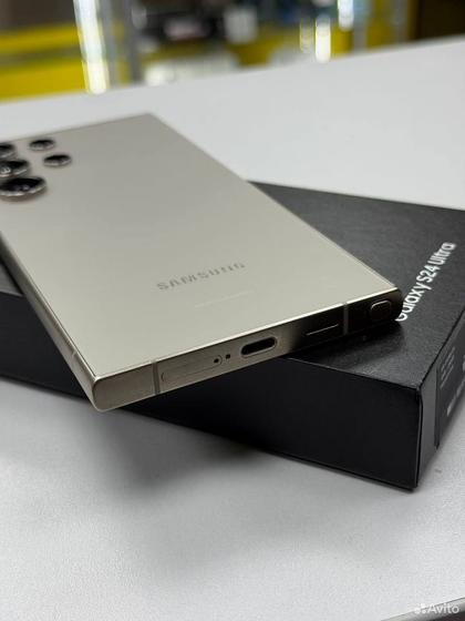 Samsung Galaxy S24 Ultra, 12/256 ГБ, 2 SIM
