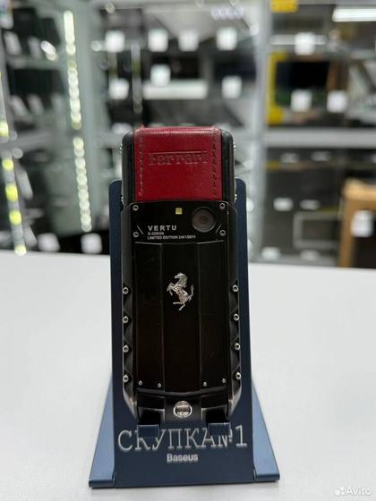 Vertu Ascent Ferrari 60, 2 ГБ