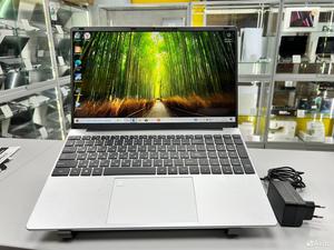 Ноутбук Core i3-6100U 2.3Ghz/ SSD 2Tb